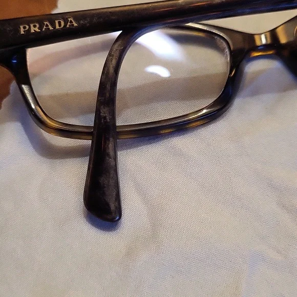Prada Tortiose Shell Glass with Case - Picture 8 of 11